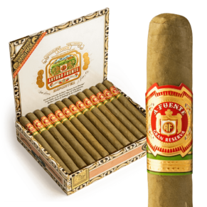 Arturo Fuente Churchill 7.25x48 Candela hộp 25