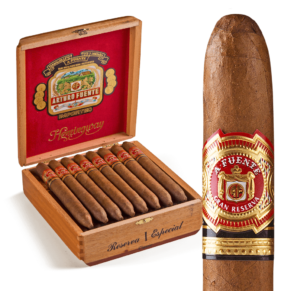 Arturo Fuente Hemingway Classic 7x48 EMS hộp gỗ tuyết tùng 25