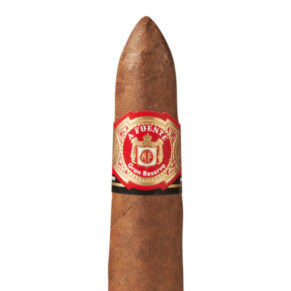 Arturo Fuente Hemingway Work of Art 4.88x60 EMS hộp gỗ tuyết tùng 25