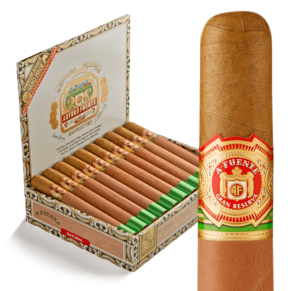 Arturo Fuente Royal Salute 7.62x54 Natural hộp 10