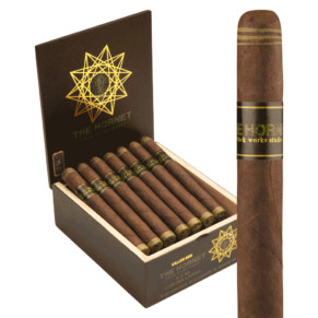Black Works Studio Corona Larga The Hornet 6x46 EMS hộp 20
