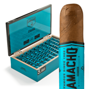 Camacho Ecuador Robusto Tubo 5x50 EMS hộp 20