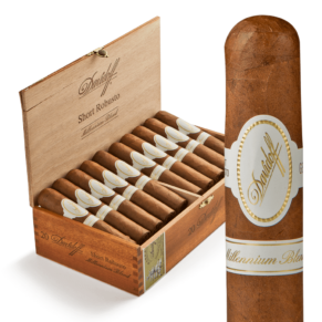 Davidoff Millennium Blend Series Short Robusto 4.25x52 EMS hộp 20