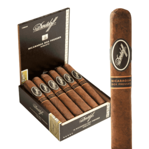 Davidoff Nicaragua Box Pressed Robusto 5x48 Oscuro gói 4