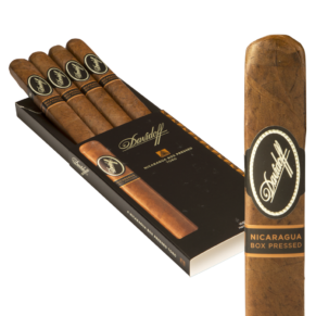 Davidoff Nicaragua Box Pressed Toro 6x52 Oscuro hộp 12