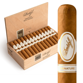 Davidoff Signature Series Petit Corona 4.5x41 EMS hộp 25