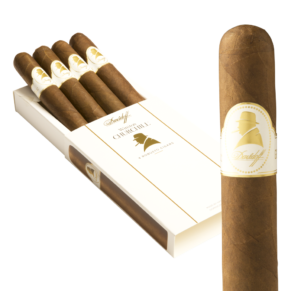 Davidoff Winston Churchill Robusto 5.25x52 EMS hộp 20