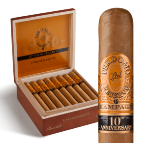 Perdomo Reserve 10th Anniversary Super Toro 6x60 Natural hộp 25