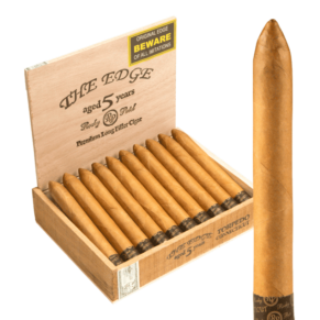 Rocky Patel The Edge Connecticut Torpedo 6x52 Natural hộp 20