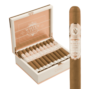 Rocky Patel White Label Toro 6.5x52 EMS hộp 20