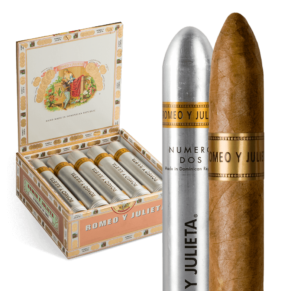 Romeo y Julieta 1875 Numero Dos 6.12x52 EMS hộp 10 ống nhôm